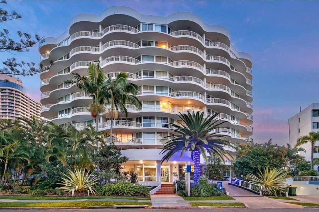 Surfers/Broadbeach Pool View. Free Parking & Wifi Gold Coast Eksteriør billede